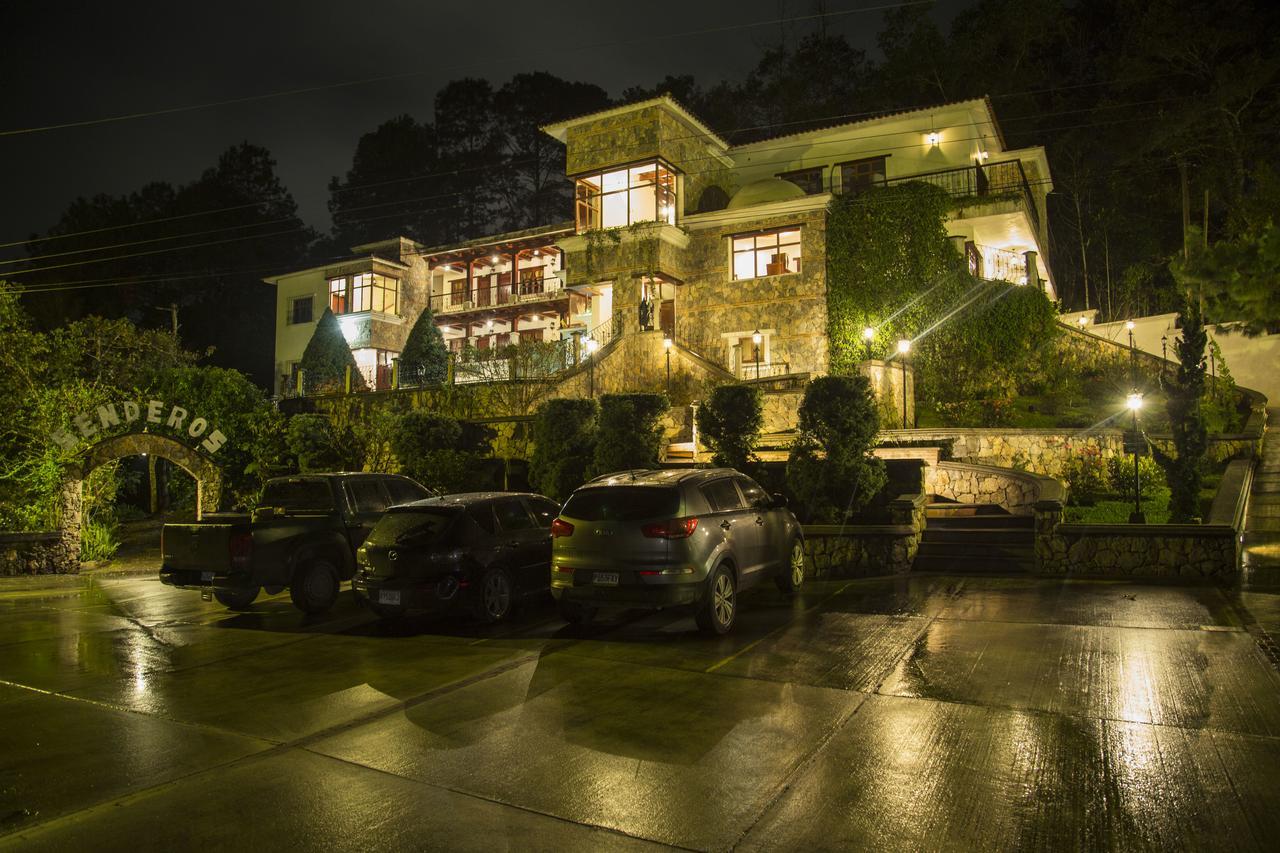 Casa Kirva Hotel Cobán Exterior photo
